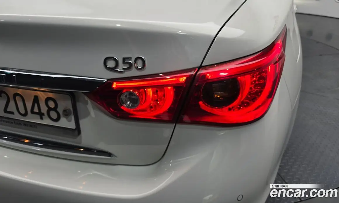 Infiniti Q50 2015 2.1 автомат (гидро), фото 8 Infiniti Q50 2015 2.1 автомат (гидро), фото 8