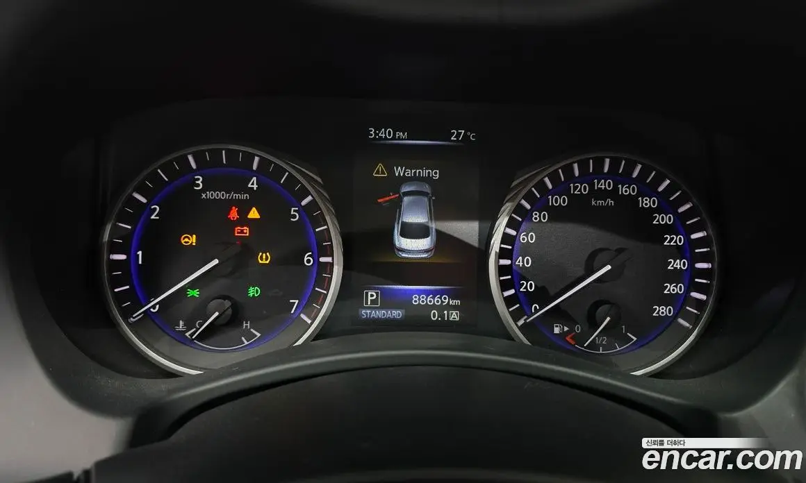 Infiniti Q50 2015 2.1 автомат (гидро), фото 10 Infiniti Q50 2015 2.1 автомат (гидро), фото 10