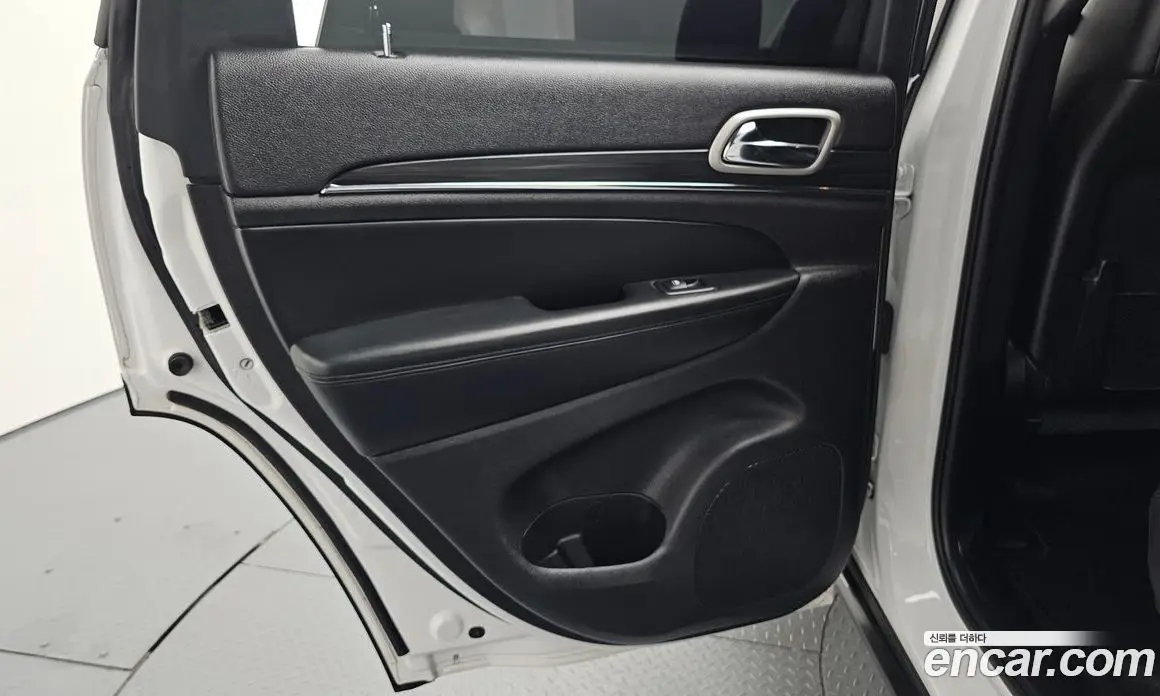 Jeep Cherokee 2021 3.6 автомат (гидро), фото 15 Jeep Cherokee 2021 3.6 автомат (гидро), фото 15