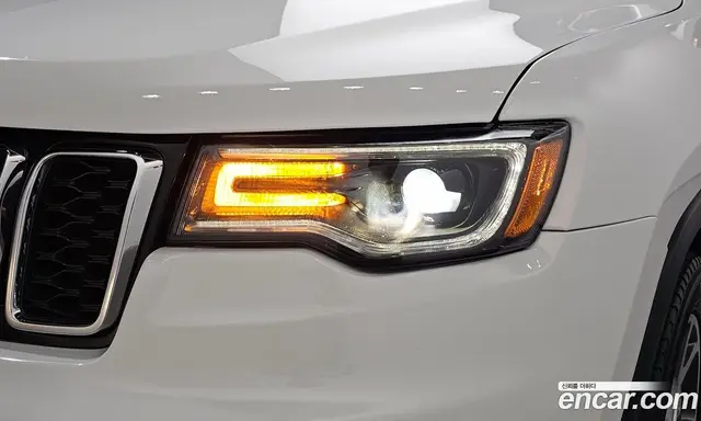 Jeep Cherokee 2021 3.6 автомат (гидро), миниатюра 8 Jeep Cherokee 2021 3.6 автомат (гидро), миниатюра 8