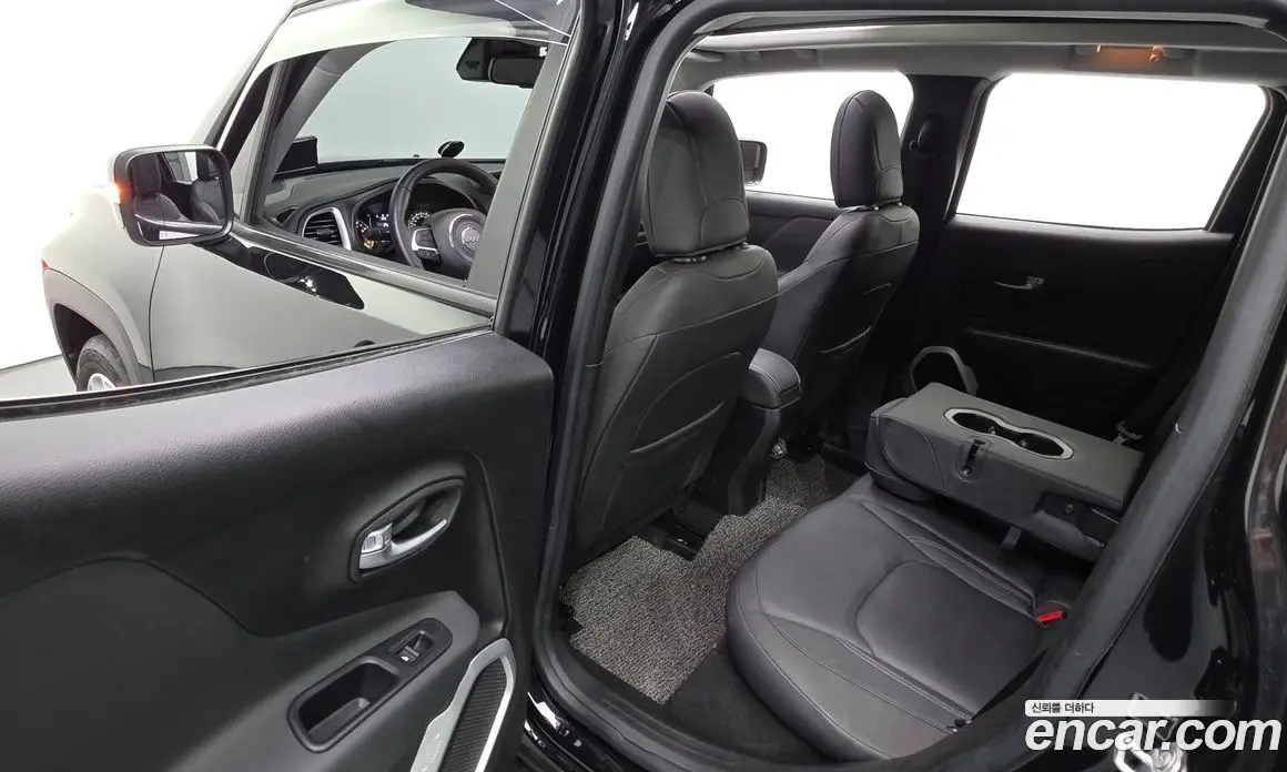 Jeep Renegade 2018 2.4 автомат (гидро), фото 18 Jeep Renegade 2018 2.4 автомат (гидро), фото 18