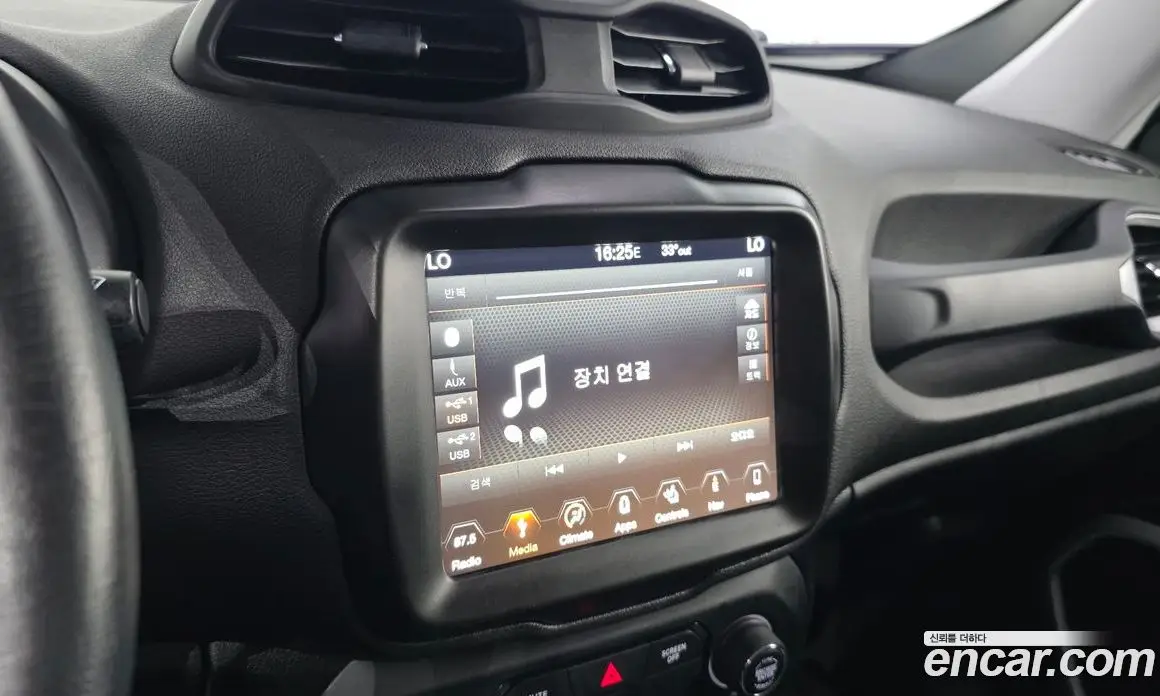 Jeep Renegade 2018 2.4 автомат (гидро), фото 20 Jeep Renegade 2018 2.4 автомат (гидро), фото 20