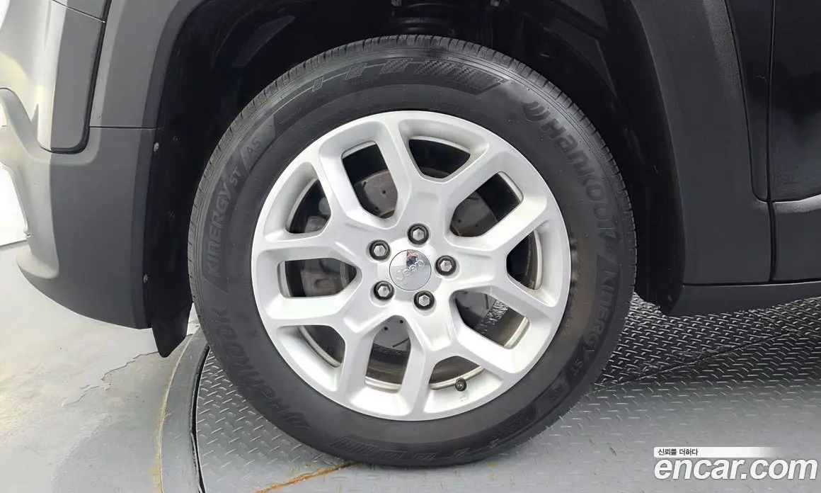 Jeep Renegade 2018 2.4 автомат (гидро), фото 5 Jeep Renegade 2018 2.4 автомат (гидро), фото 5