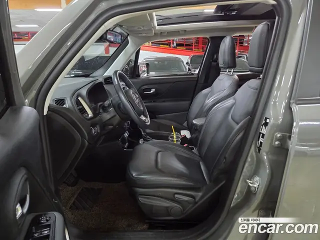 Jeep Renegade 2021 2.4 автомат (гидро), миниатюра 6 Jeep Renegade 2021 2.4 автомат (гидро), миниатюра 6