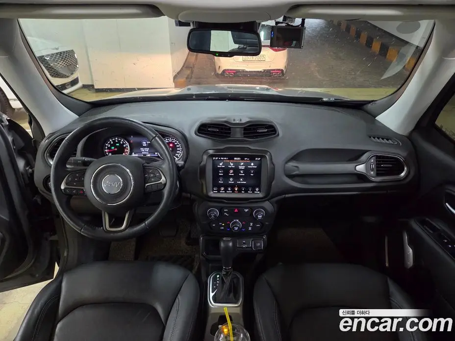 Jeep Renegade 2021 2.4 автомат (гидро), фото 8 Jeep Renegade 2021 2.4 автомат (гидро), фото 8
