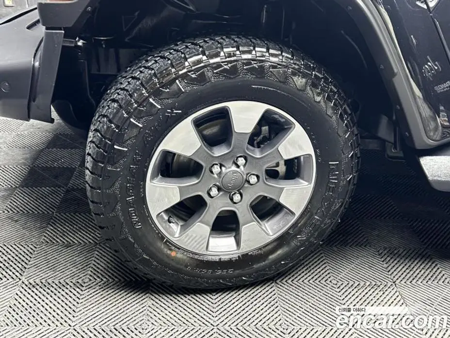 Jeep Wrangler 2020 2.0 автомат (гидро), фото 19 Jeep Wrangler 2020 2.0 автомат (гидро), фото 19