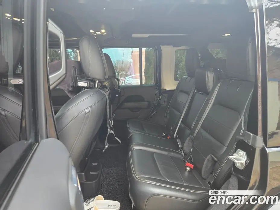 Jeep Wrangler 2022 2.0 автомат (гидро), фото 8 Jeep Wrangler 2022 2.0 автомат (гидро), фото 8