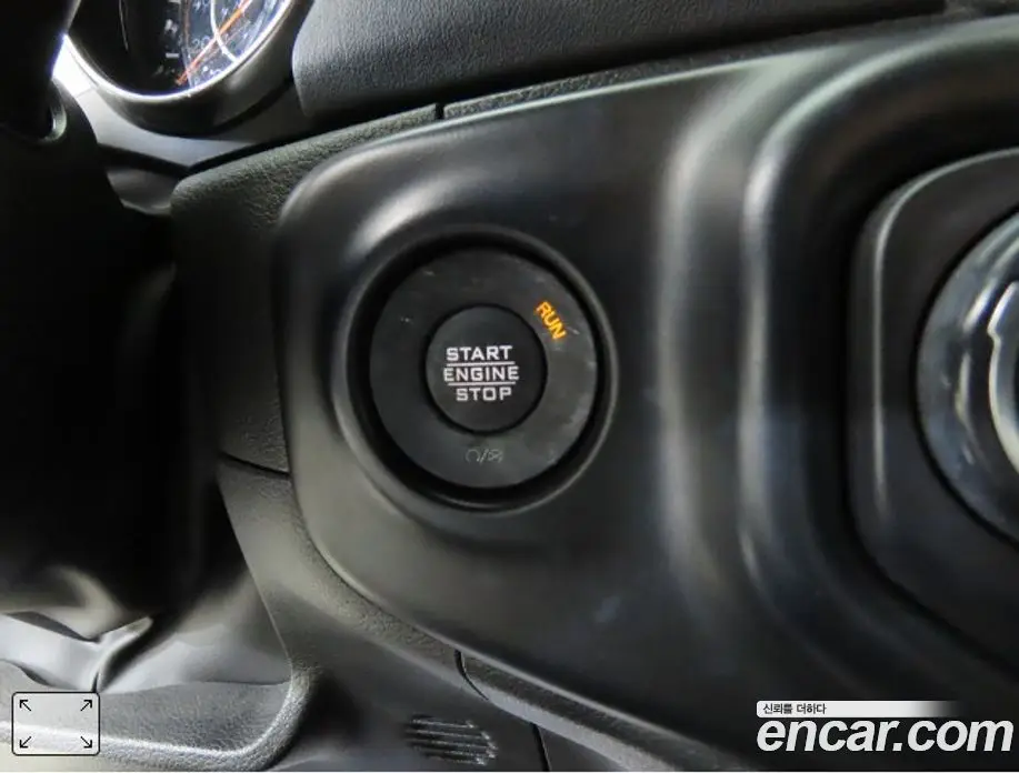 Jeep Wrangler 2022 2.0 автомат (гидро), фото 15 Jeep Wrangler 2022 2.0 автомат (гидро), фото 15