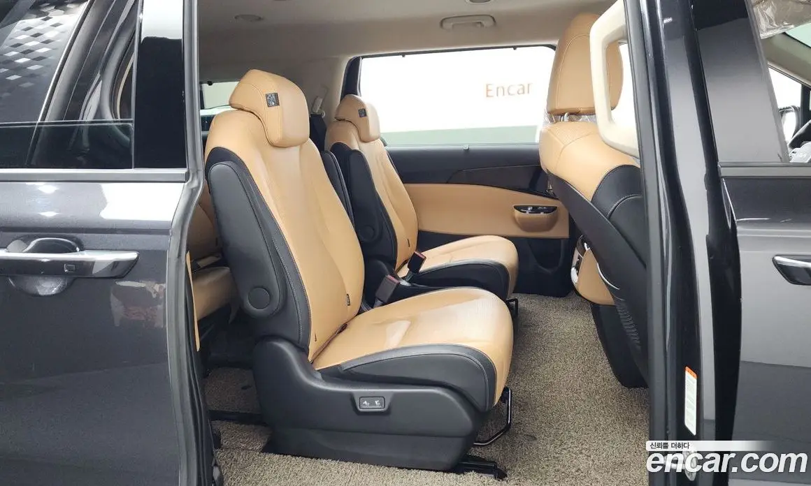 Kia Carnival 2022 3.5 автомат (гидро), фото 17 Kia Carnival 2022 3.5 автомат (гидро), фото 17
