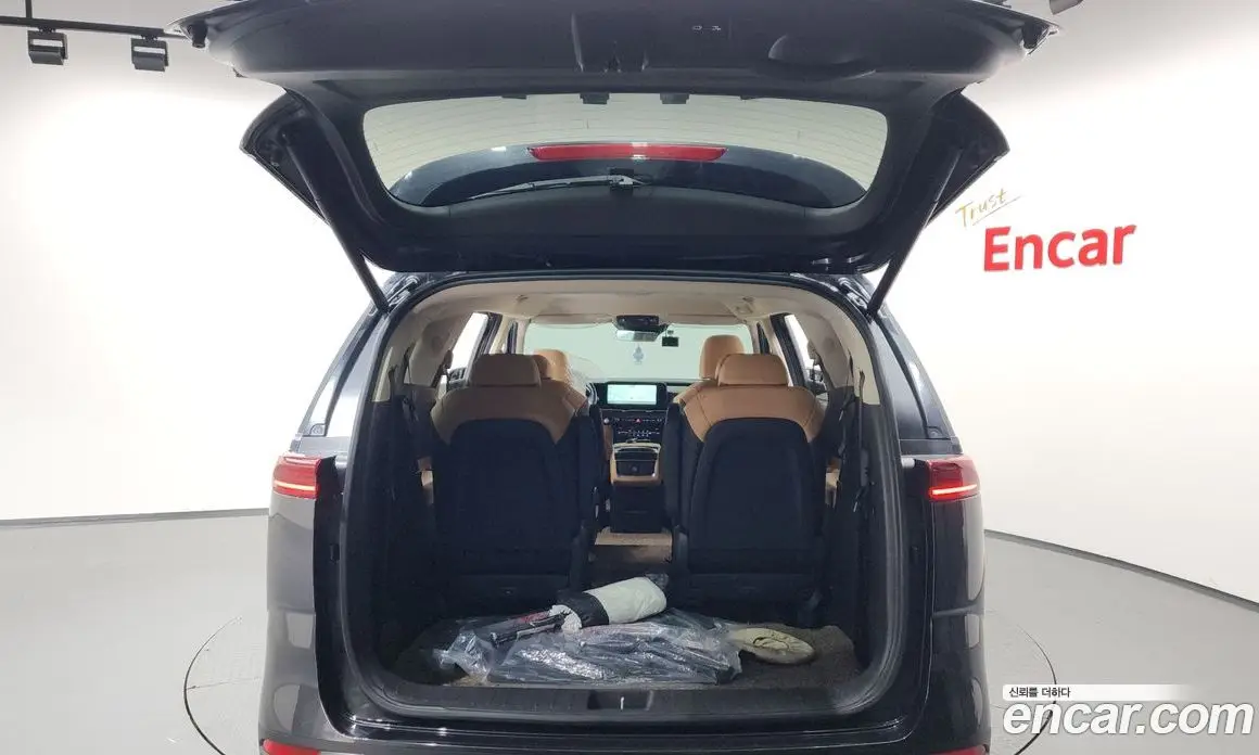 Kia Carnival 2022 3.5 автомат (гидро), фото 25 Kia Carnival 2022 3.5 автомат (гидро), фото 25