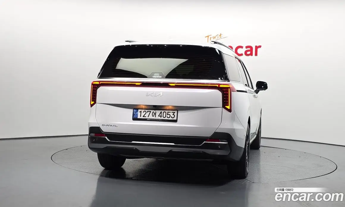Kia Carnival 2023 3.5 автомат (гидро), фото 4 Kia Carnival 2023 3.5 автомат (гидро), фото 4