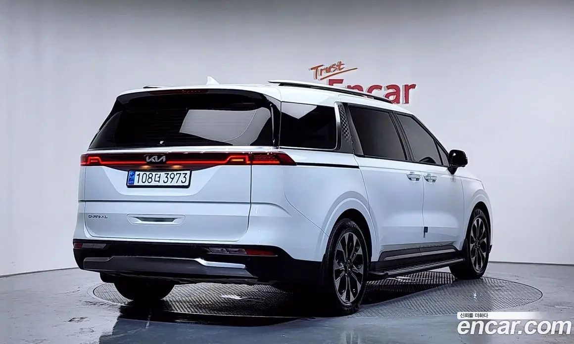 Kia Carnival 2023 3.5 автомат (гидро), фото 1 Kia Carnival 2023 3.5 автомат (гидро), фото 1