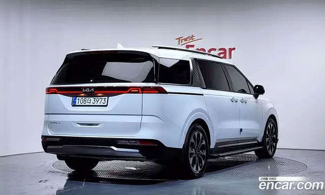 Kia Carnival 2023 3.5 автомат (гидро), миниатюра 1 Kia Carnival 2023 3.5 автомат (гидро), миниатюра 1