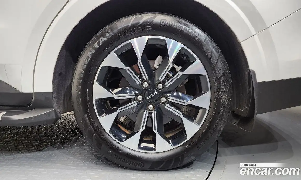 Kia Carnival 2023 3.5 автомат (гидро), фото 6 Kia Carnival 2023 3.5 автомат (гидро), фото 6