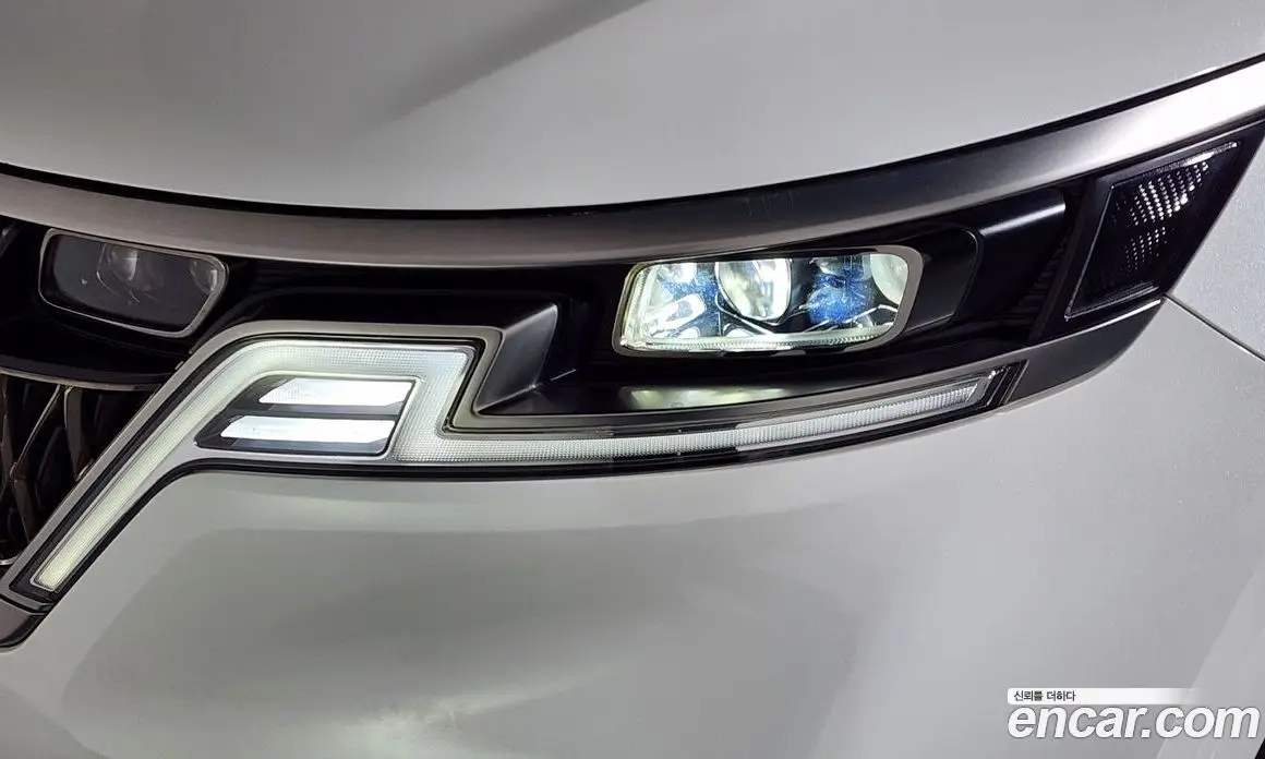Kia Carnival 2023 3.5 автомат (гидро), фото 7 Kia Carnival 2023 3.5 автомат (гидро), фото 7