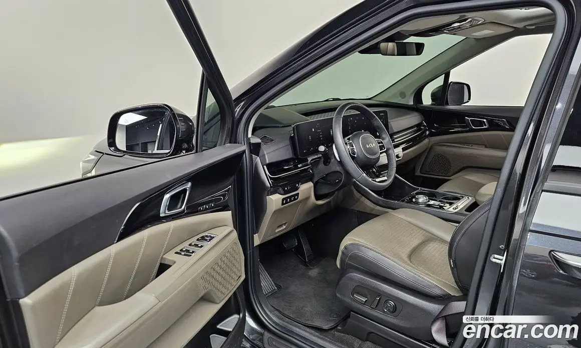 Kia Carnival 2024 3.5 автомат (гидро), фото 13 Kia Carnival 2024 3.5 автомат (гидро), фото 13