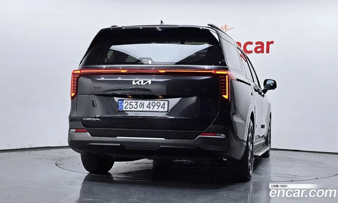 Kia Carnival 2024 3.5 автомат (гидро), фото 4 Kia Carnival 2024 3.5 автомат (гидро), фото 4