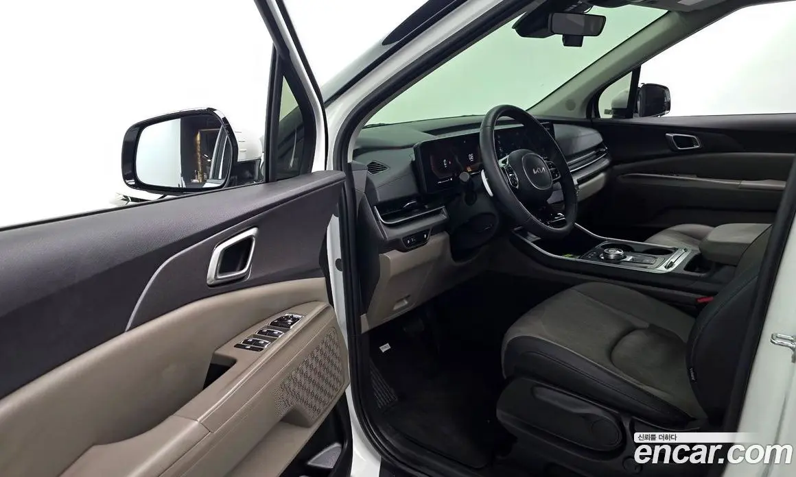 Kia Carnival 2024 2.2 автомат (гидро), фото 13 Kia Carnival 2024 2.2 автомат (гидро), фото 13