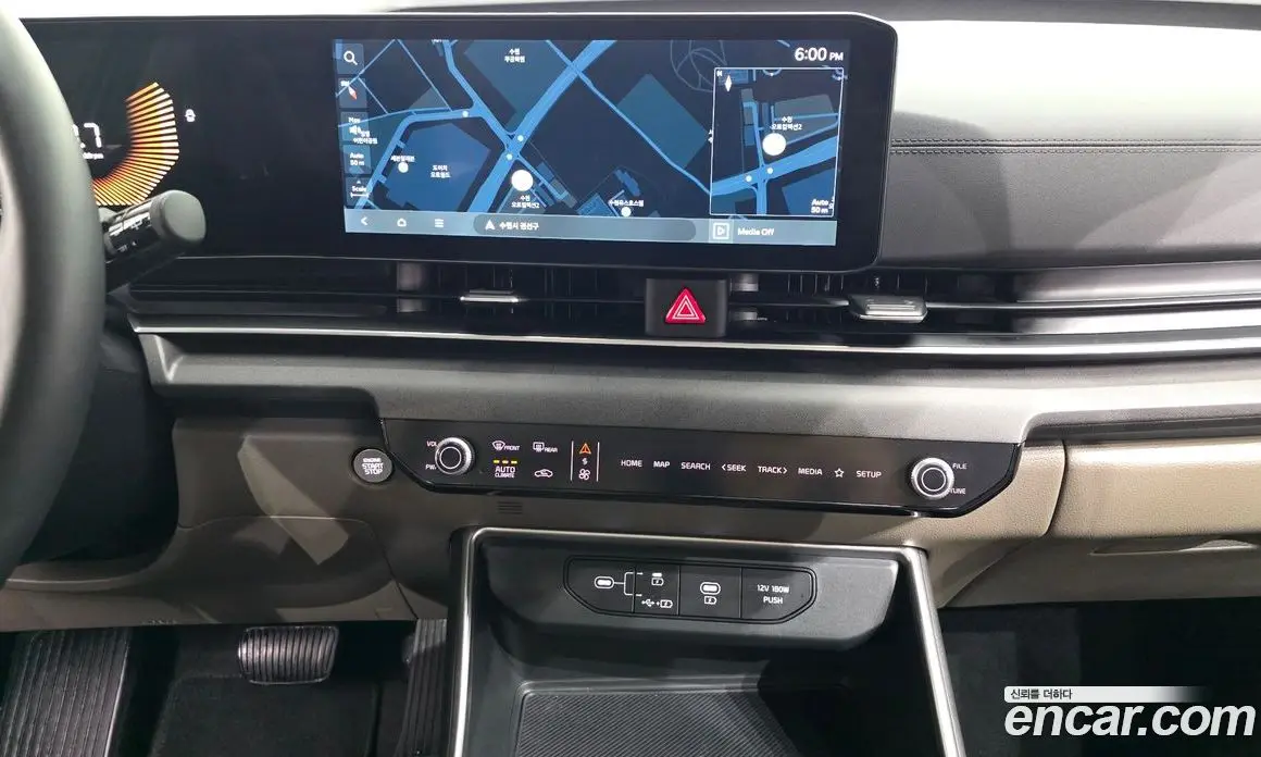 Kia Carnival 2024 2.2 автомат (гидро), фото 20 Kia Carnival 2024 2.2 автомат (гидро), фото 20