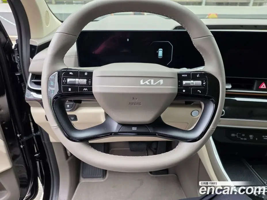 Kia Carnival 2026 1.6 автомат (гидро), фото 12 Kia Carnival 2026 1.6 автомат (гидро), фото 12
