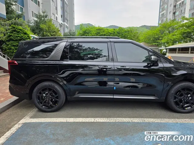 Kia Carnival 2026 1.6 автомат (гидро), миниатюра 5 Kia Carnival 2026 1.6 автомат (гидро), миниатюра 5