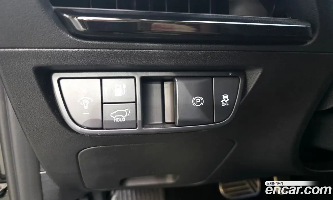 Kia EV6 2022 0.1 автомат (гидро), фото 25 Kia EV6 2022 0.1 автомат (гидро), фото 25