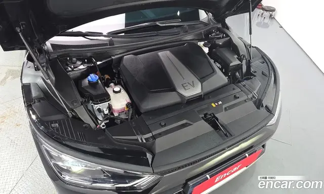 Kia EV6 2022 0.1 автомат (гидро), миниатюра 6 Kia EV6 2022 0.1 автомат (гидро), миниатюра 6