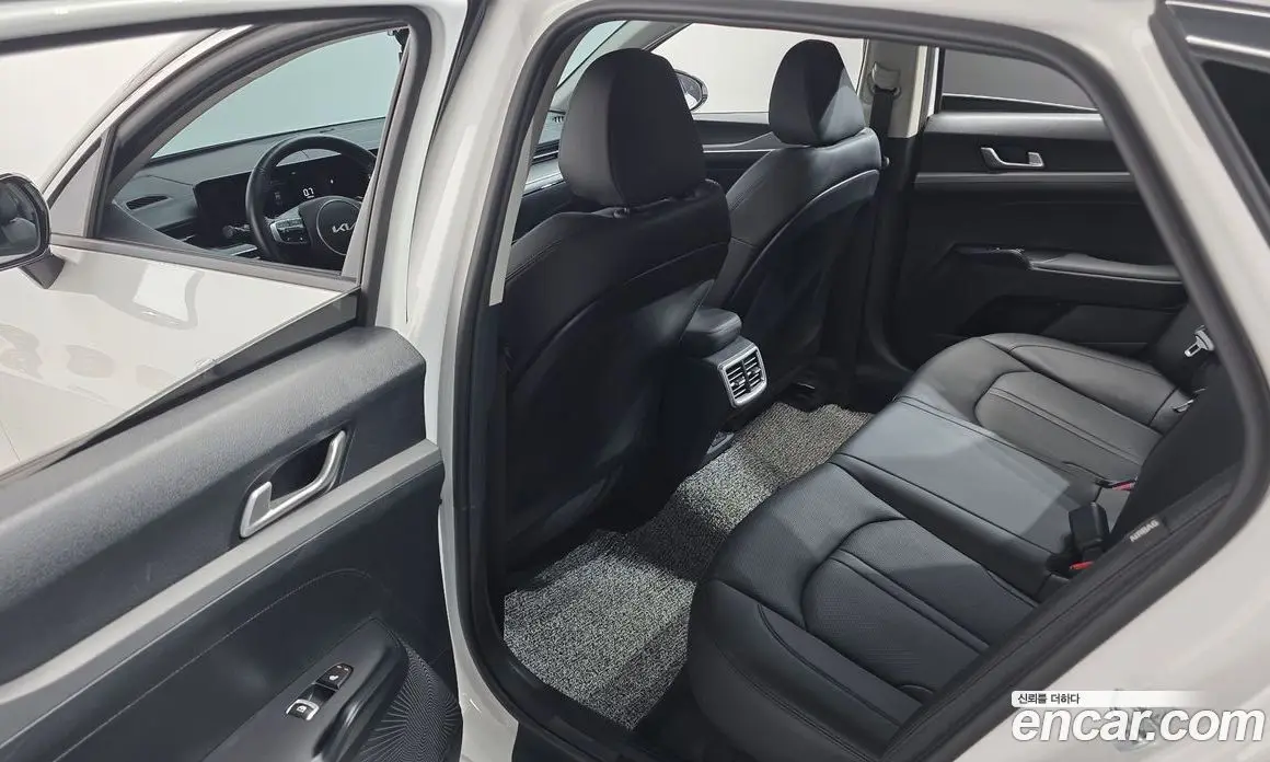 Kia K5 (Optima) 2024 2.0 автомат (гидро), фото 17 Kia K5 (Optima) 2024 2.0 автомат (гидро), фото 17