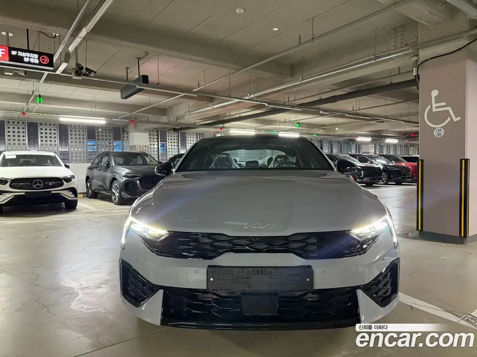 Kia K5 (Optima) 2026 2.0 автомат (гидро), фото 3 Kia K5 (Optima) 2026 2.0 автомат (гидро), фото 3