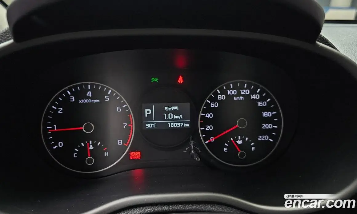 Kia Morning 2018 1.0 автомат (гидро), фото 11 Kia Morning 2018 1.0 автомат (гидро), фото 11