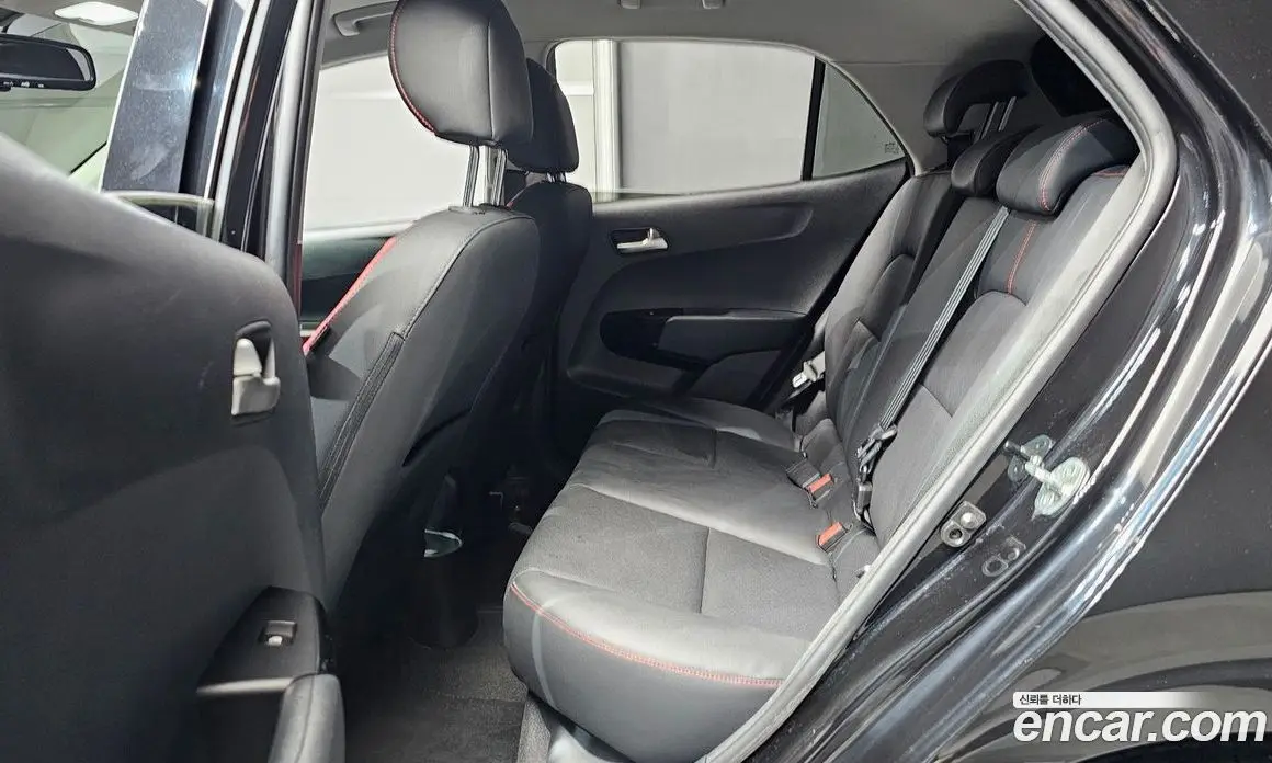 Kia Morning 2018 1.0 автомат (гидро), фото 18 Kia Morning 2018 1.0 автомат (гидро), фото 18
