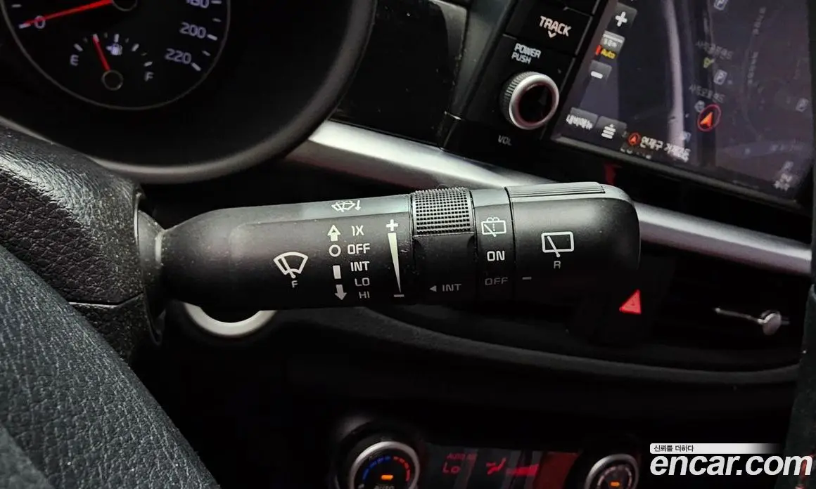 Kia Morning 2018 1.0 автомат (гидро), фото 24 Kia Morning 2018 1.0 автомат (гидро), фото 24