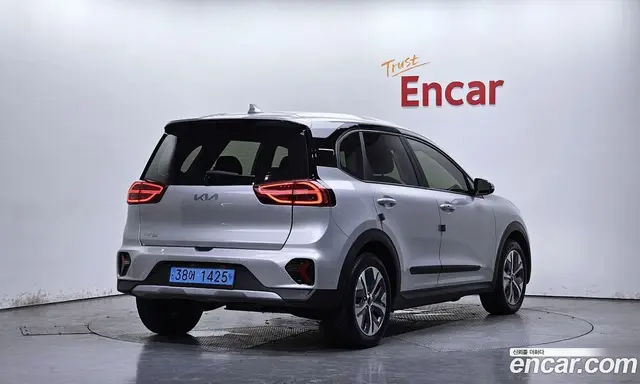 Kia Niro 2022 0.2 автомат (гидро), миниатюра 2