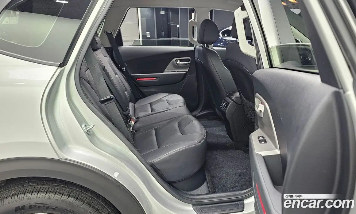 Kia Niro 2022 0.2 автомат (гидро), фото 18