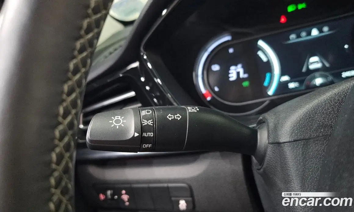 Kia Niro 2022 0.2 автомат (гидро), фото 23