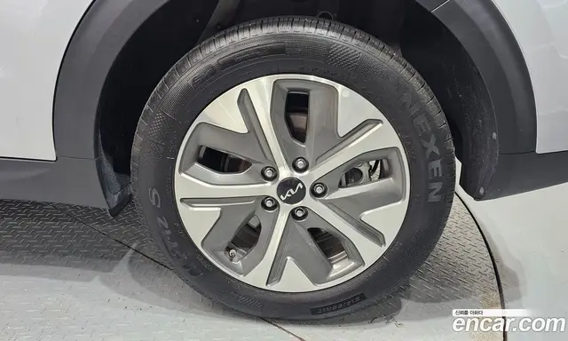 Kia Niro 2022 0.2 автомат (гидро), миниатюра 7