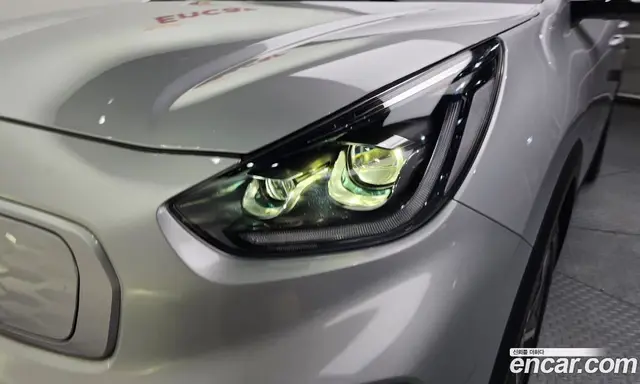 Kia Niro 2022 0.2 автомат (гидро), миниатюра 8