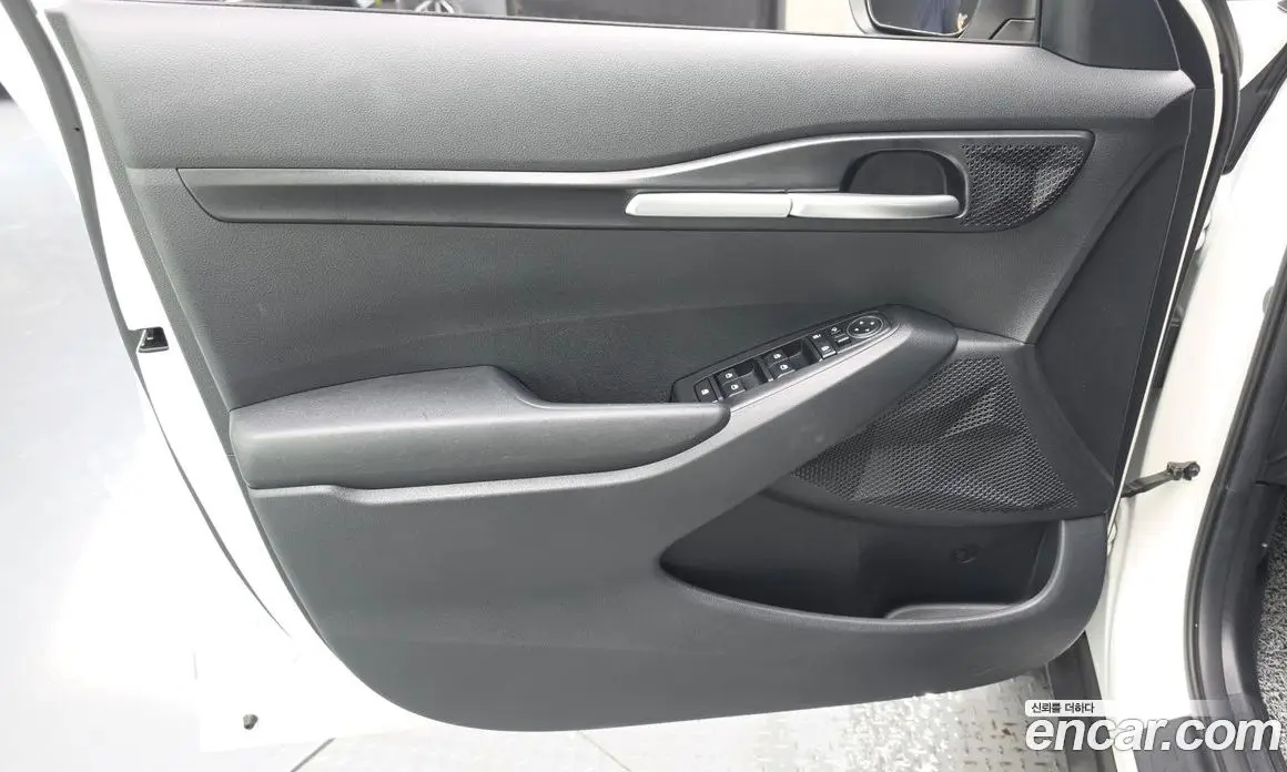 Kia Seltos 2022 1.6 автомат (гидро), фото 14 Kia Seltos 2022 1.6 автомат (гидро), фото 14