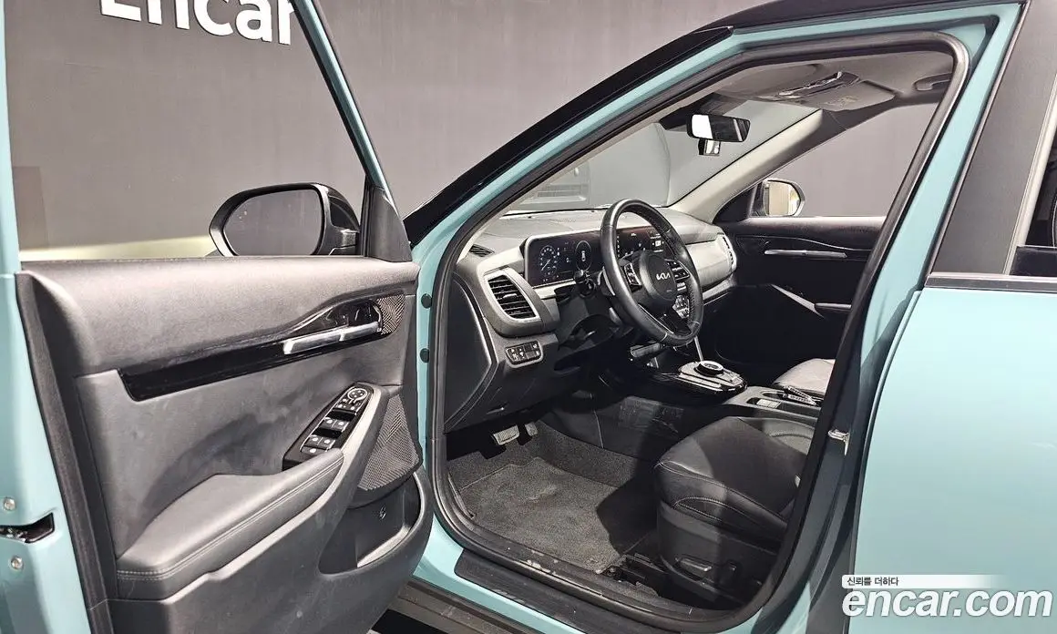 Kia Seltos 2024 1.6 автомат (гидро), фото 13 Kia Seltos 2024 1.6 автомат (гидро), фото 13