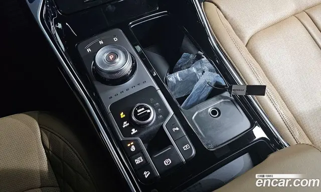Kia Sorento 2023 1.6 автомат (гидро), миниатюра 9 Kia Sorento 2023 1.6 автомат (гидро), миниатюра 9