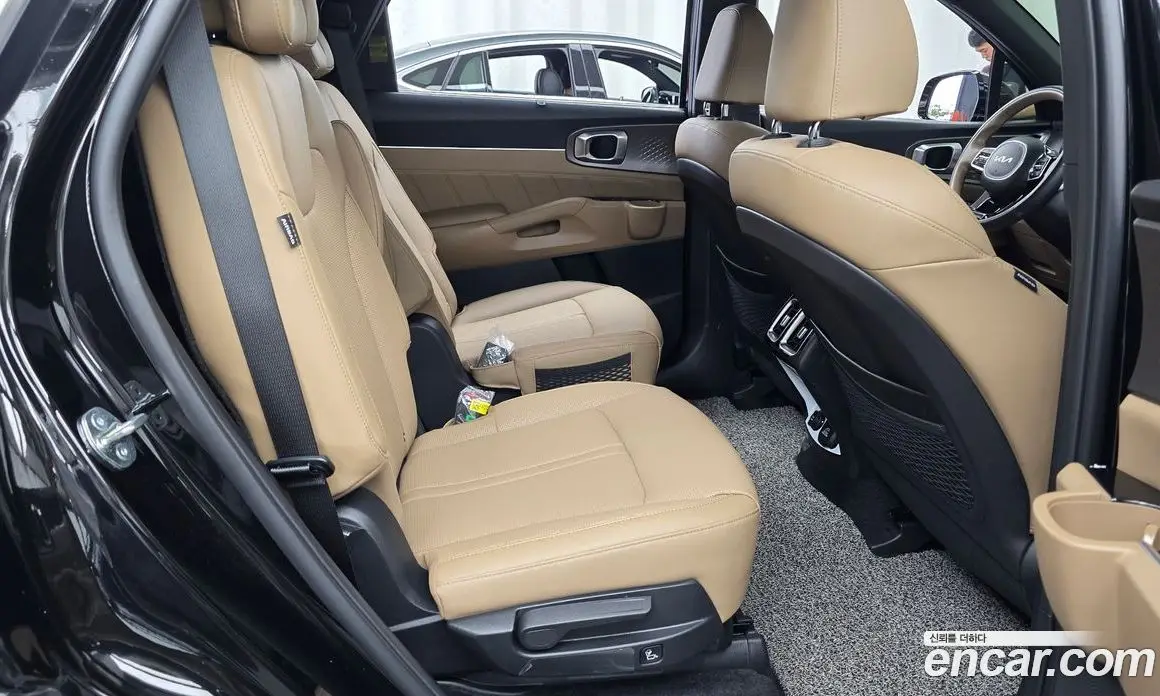 Kia Sorento 2024 2.5 автомат (гидро), фото 11 Kia Sorento 2024 2.5 автомат (гидро), фото 11