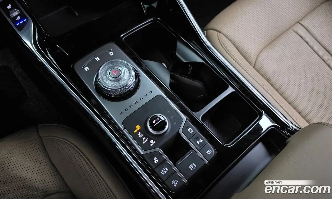 Kia Sorento 2024 2.5 автомат (гидро), фото 9 Kia Sorento 2024 2.5 автомат (гидро), фото 9