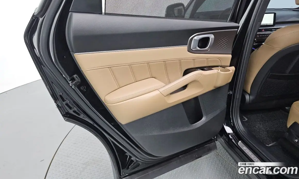 Kia Sorento 2024 1.6 автомат (гидро), фото 15 Kia Sorento 2024 1.6 автомат (гидро), фото 15