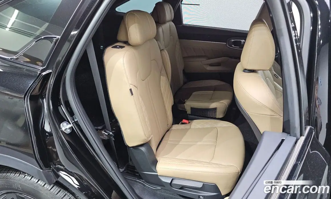Kia Sorento 2024 1.6 автомат (гидро), фото 17 Kia Sorento 2024 1.6 автомат (гидро), фото 17