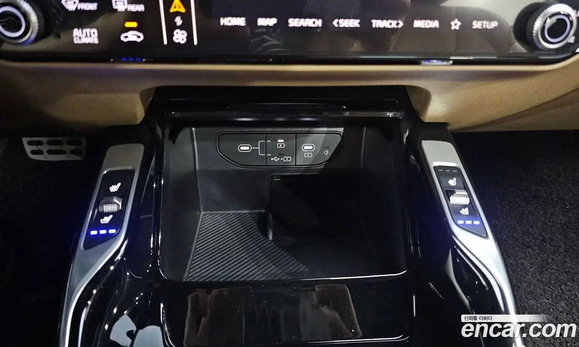 Kia Sorento 2024 1.6 автомат (гидро), фото 30 Kia Sorento 2024 1.6 автомат (гидро), фото 30