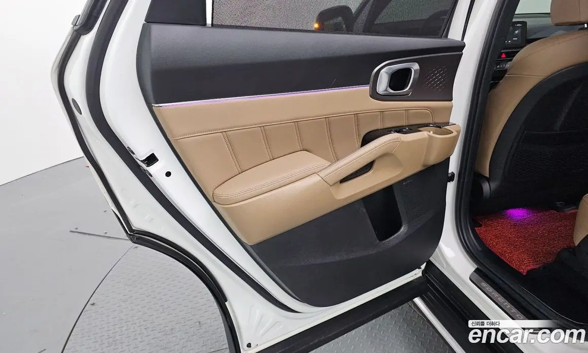 Kia Sorento 2024 1.6 автомат (гидро), фото 14 Kia Sorento 2024 1.6 автомат (гидро), фото 14