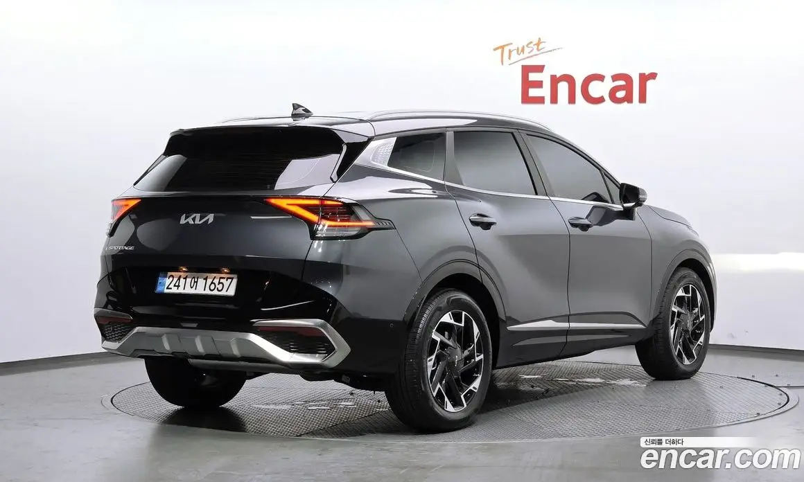 Kia Sportage 2023 2.0 автомат (гидро), фото 2 Kia Sportage 2023 2.0 автомат (гидро), фото 2