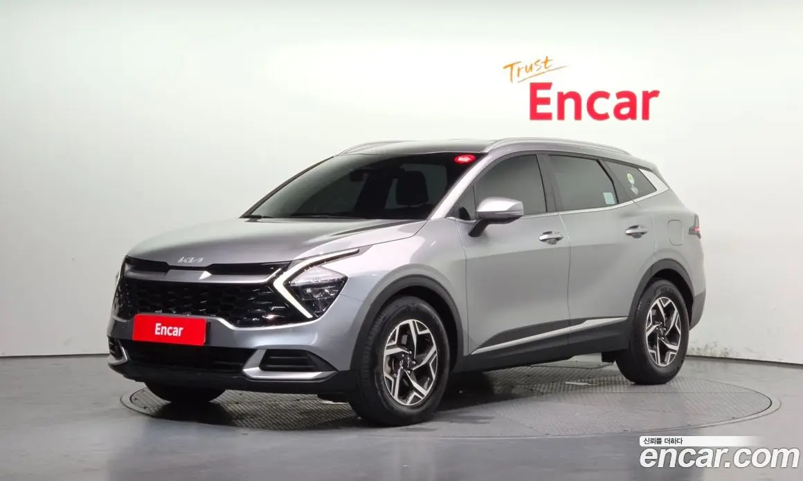 Kia Sportage 2023 2.0 автомат (гидро), фото 1 Kia Sportage 2023 2.0 автомат (гидро), фото 1