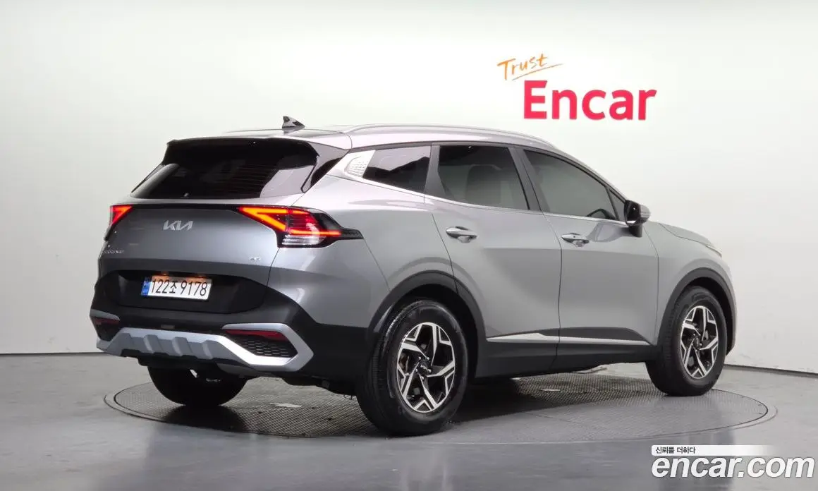 Kia Sportage 2023 2.0 автомат (гидро), фото 2 Kia Sportage 2023 2.0 автомат (гидро), фото 2