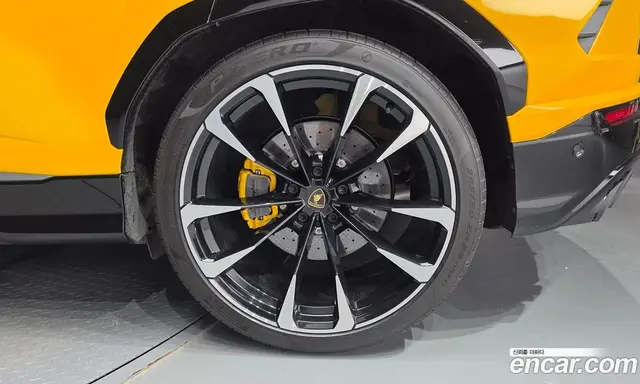 Lamborghini Urus 2021 4.0 автомат (гидро), миниатюра 6 Lamborghini Urus 2021 4.0 автомат (гидро), миниатюра 6